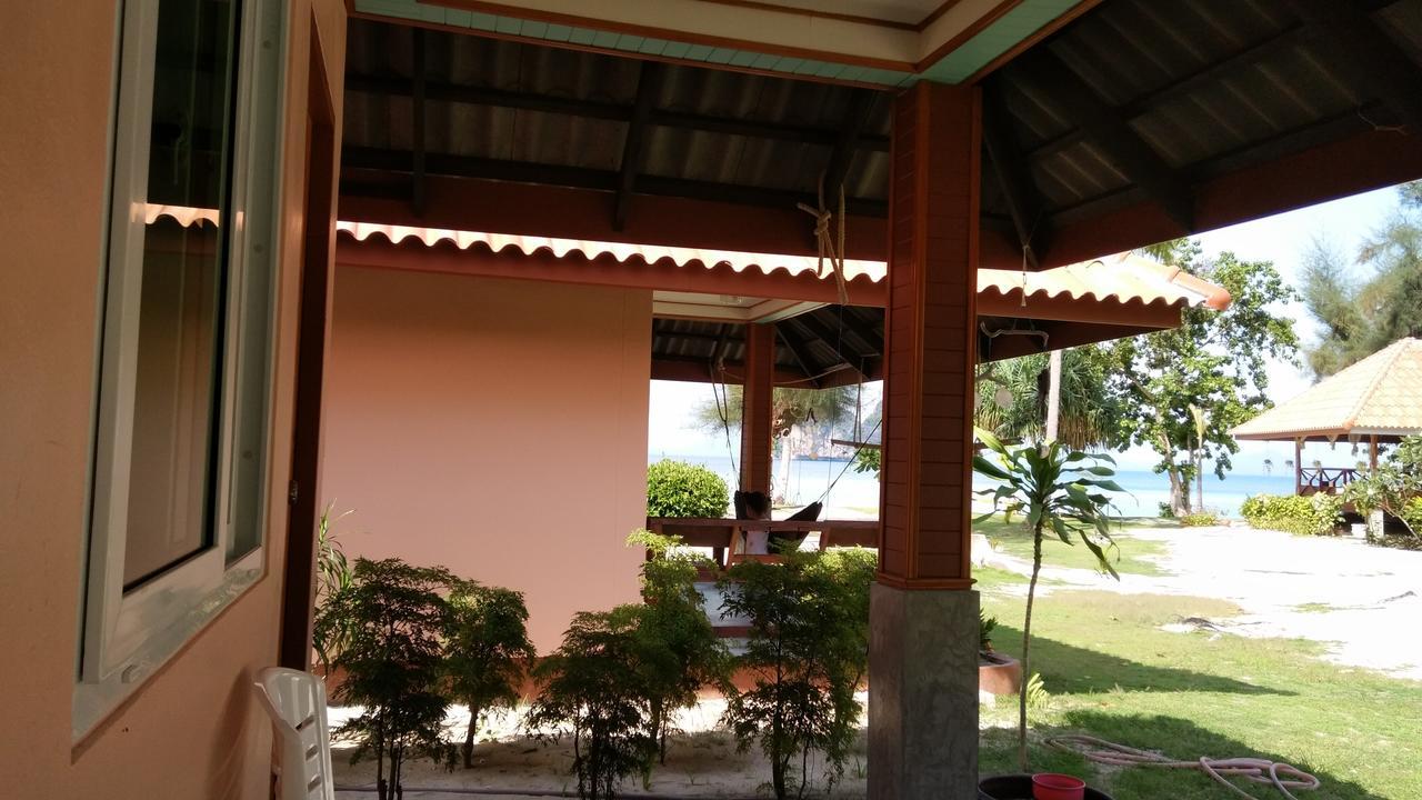 Koh Ngai Kaimuk Thong Resort Luaran gambar