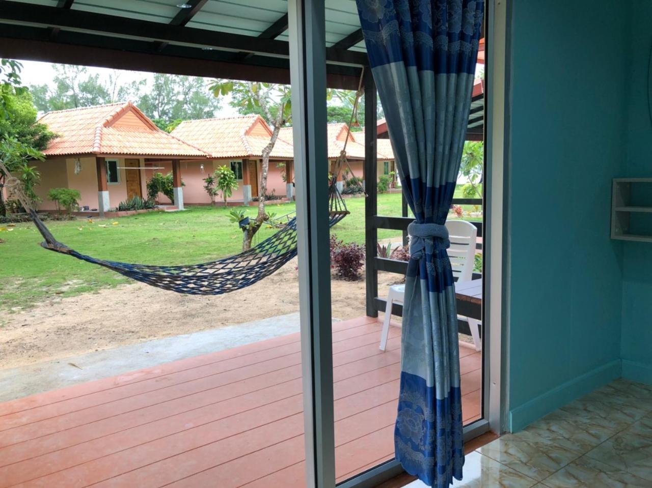 Koh Ngai Kaimuk Thong Resort Luaran gambar